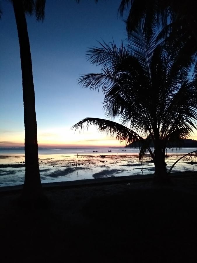 Beach House Taling Ngam Beach Exterior foto